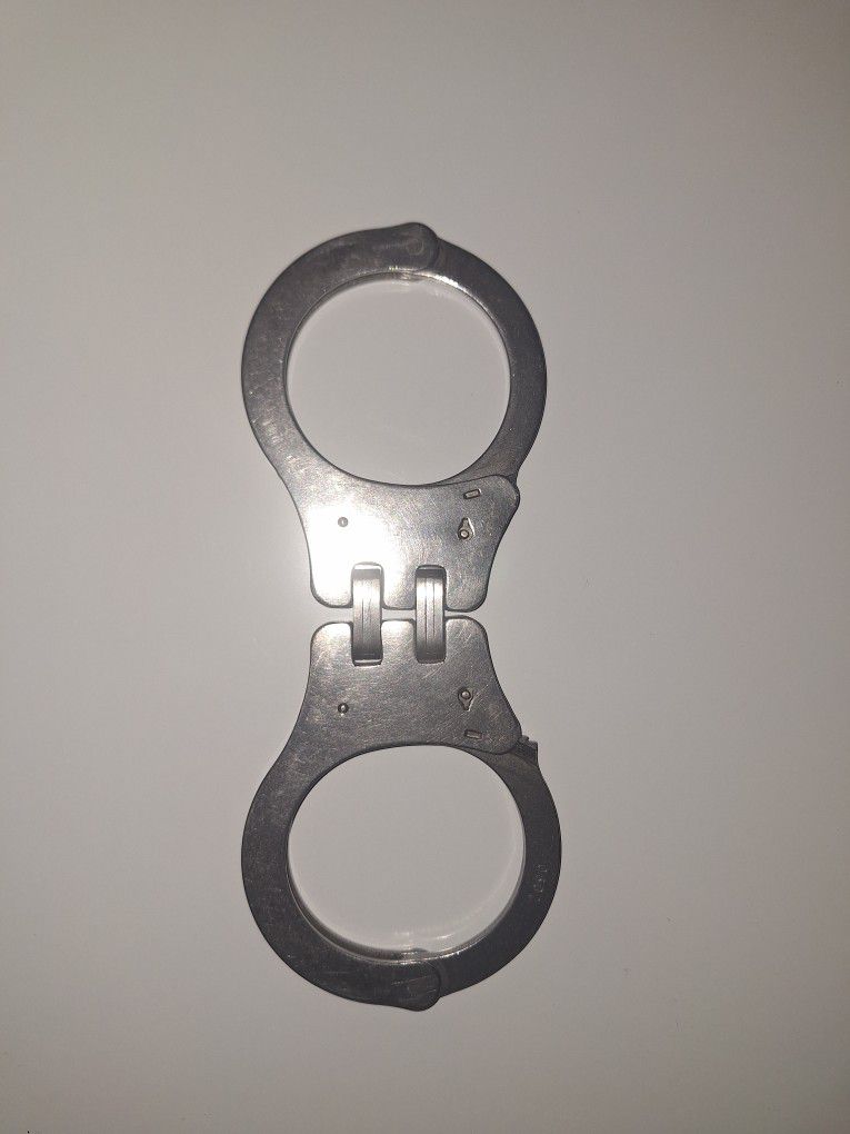 Double Hinged Handcuffs.