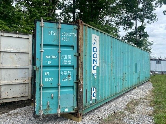 20ft & 40ft Shipping Containers – Steel Storage Solution
