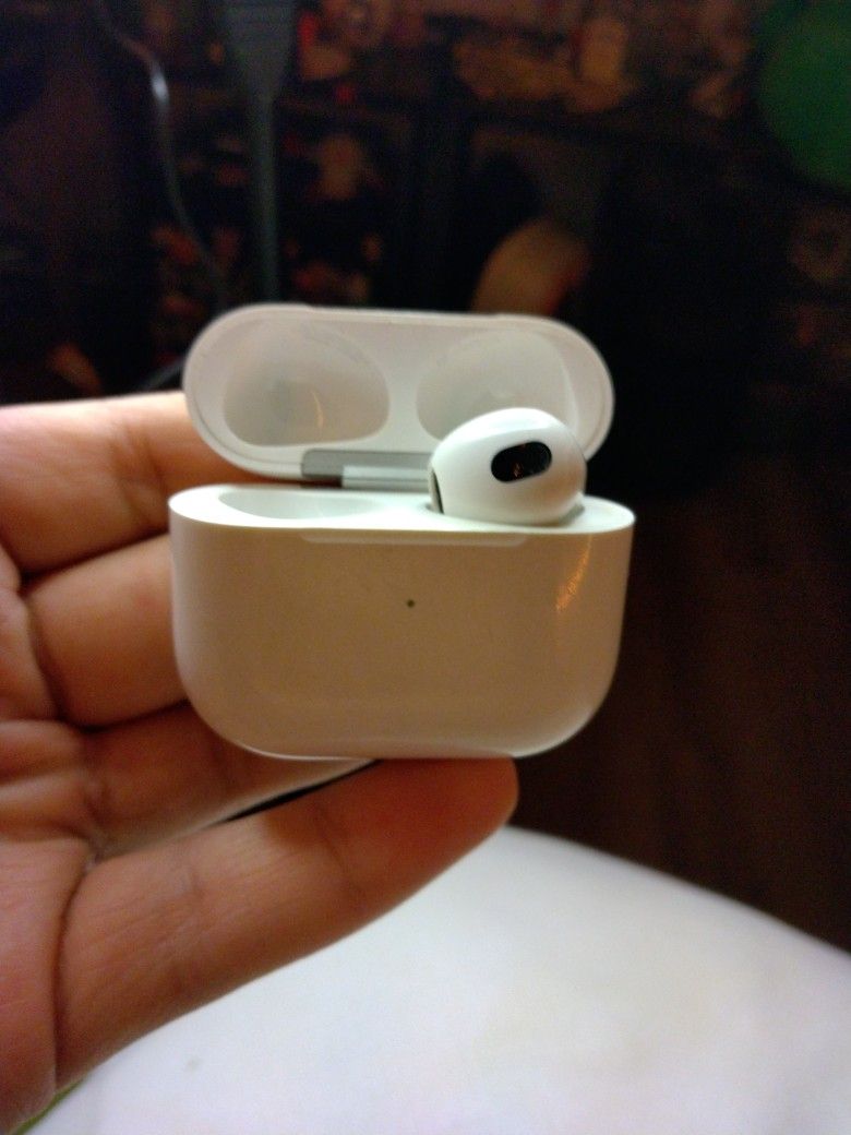 Airpod Gen 3 (RIGHT AIRPOD ONLY)
