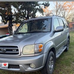 2004 Toyota Sequoia