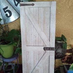 Wood Wall Deco.