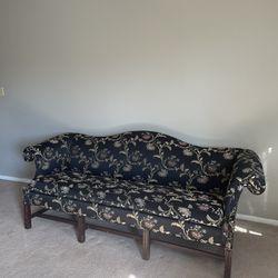 Vintage Floral Patterned Couch 