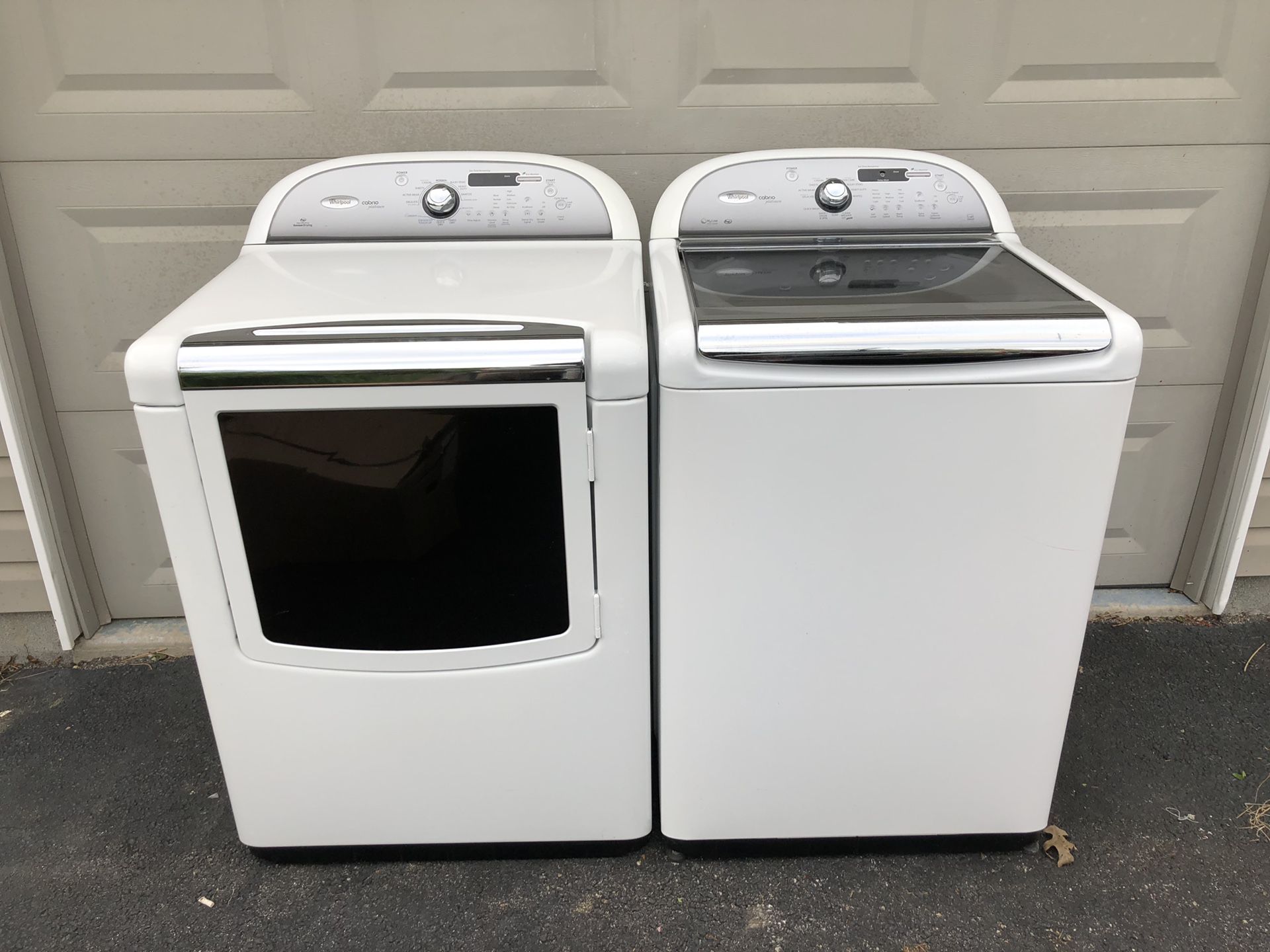 Whirlpool Cabrio Platinum washer and dryer set - electric