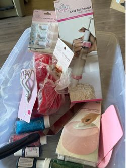 Assorted cake decorating tools