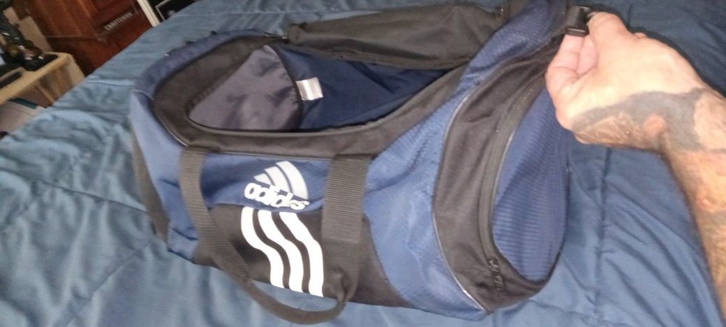Full-size Factory Original Adidas Multi Pocket Zipup Side Compartments Bag