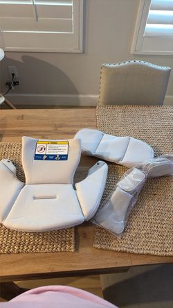 Nuna infant inserts BRAND NEW