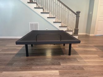 DreamCloud Premier Adjustable Bed Frame