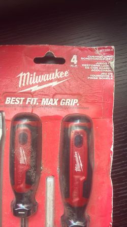 Multi-Bit Screwdriver Set with Cushion Grip (4-Piece)