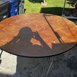 Round plywood table