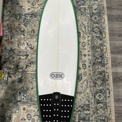 OZK Twin Fish Surfboard 5’6”