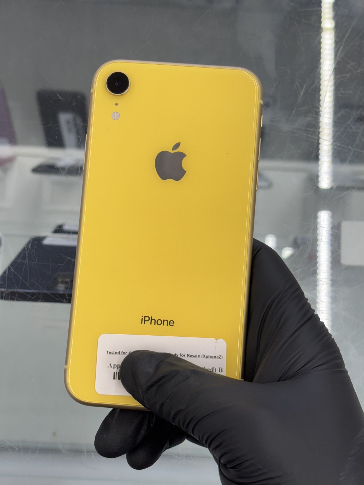 iPhone XR 64GB Factory Unlocked 
