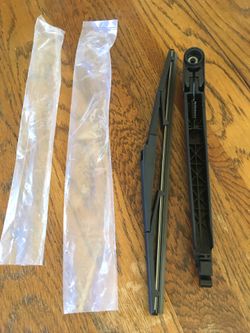 Wiper assembly rear for Lexus and Toyota