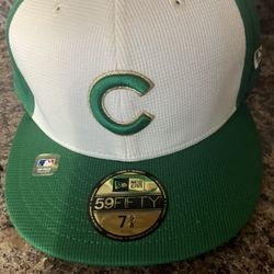 Chicago Cubs Fitted Hat 