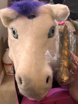 Unicorn mask- masks moves as you talk