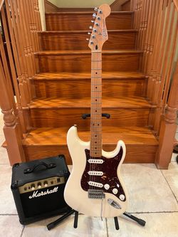 Fender Roadhouse Stratocaster w/ Marshall Amp