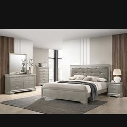 Queen Bed Dresser Mirror Chess Nightstand $1500