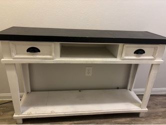 Wall table