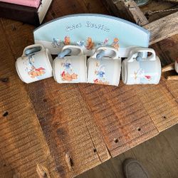 1989 Vintage Goose And Bearies Mugs