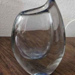 Vintage Strombergshyttan Shark tooth clear vase designed by Gunnar Nylund 1950s