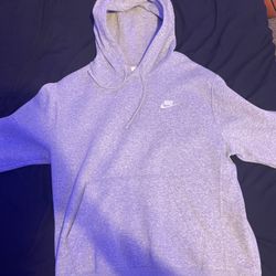 Grey nike hoodie, wore once, good condition, size small in men’s