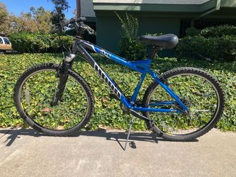 Haro VGF V3 Mountain Bike – 15.5" (Small) - 26” tires