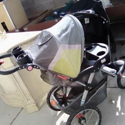 Graco And A Baby Trend's Jogger 2x Strollers 