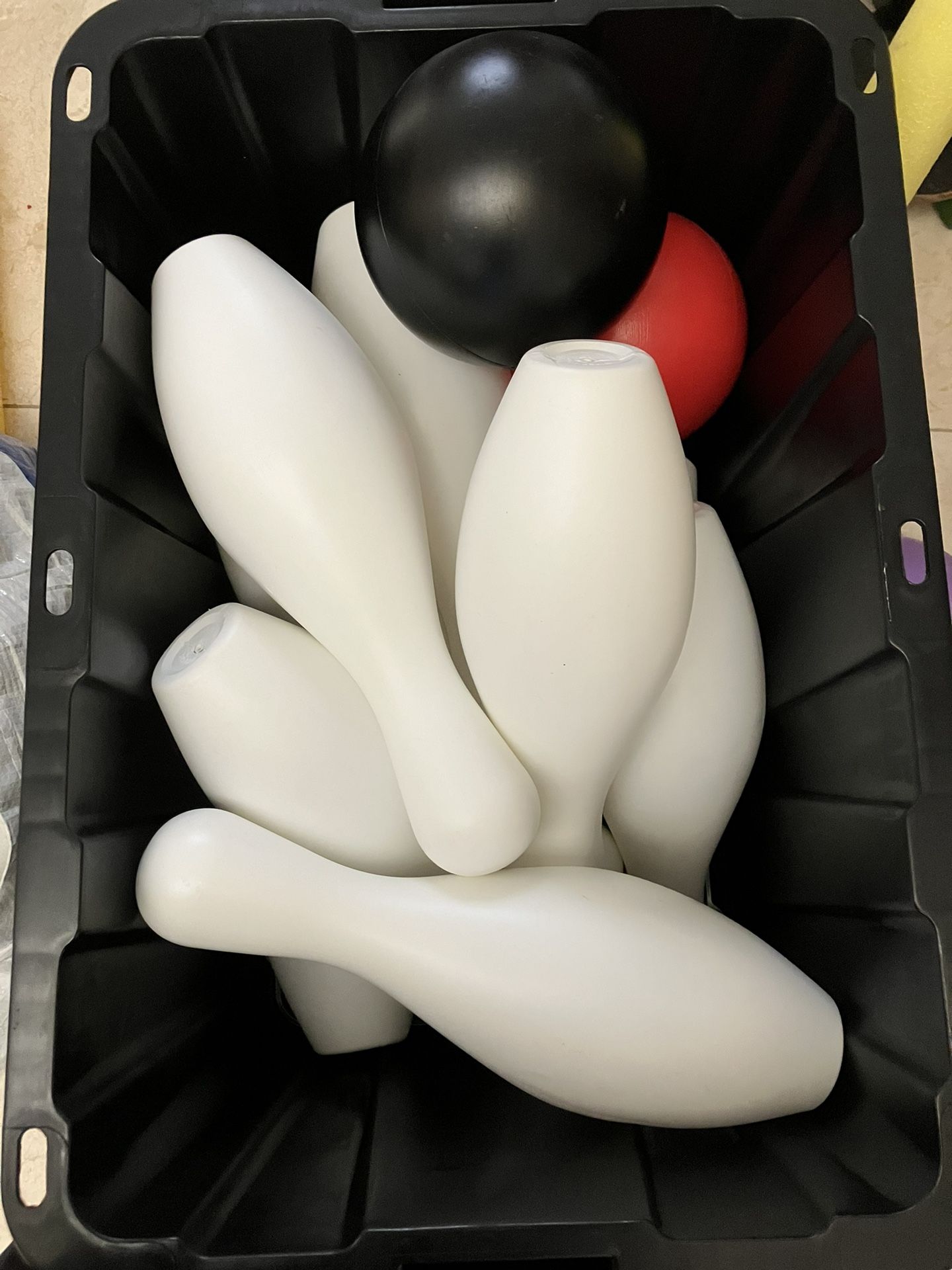 Giant Bowling Pin Set