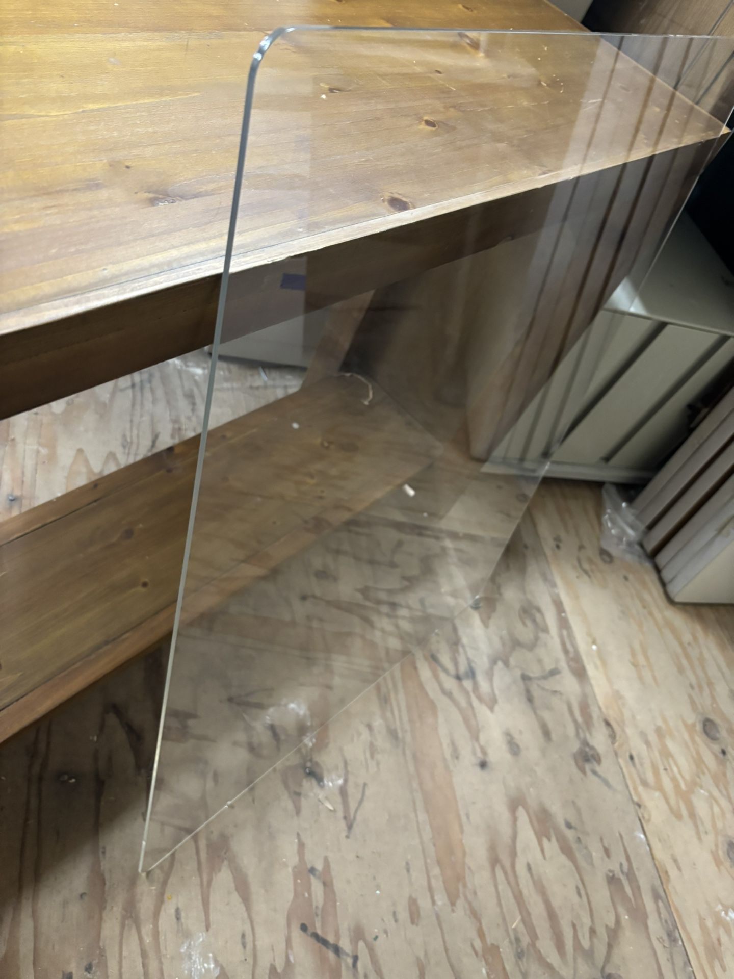 4x Professional Acrylic Sneeze Guards / Desk Dividers (Doctor's Office Quality)