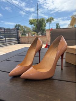 Christian Louboutin Beige heels size 40.5