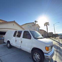 2004 Ford E250  Extended Cargo Van