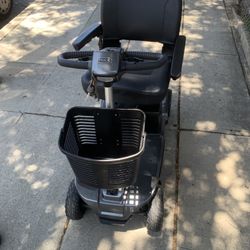 Pride Mobility Scooter Revo 2.0