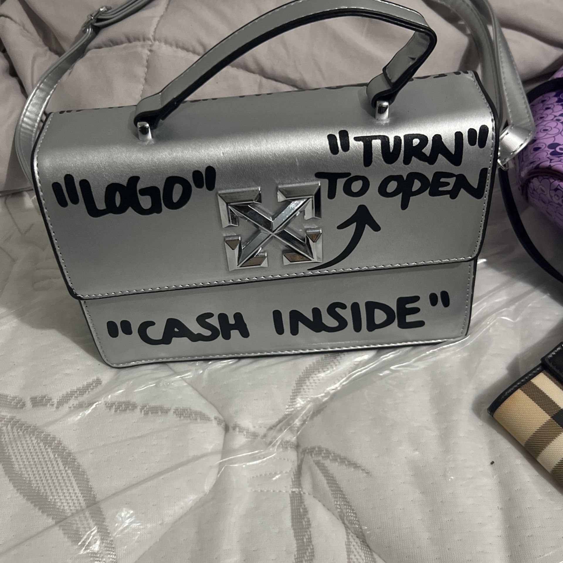 Bag Sale Logo To Open Cash Inside Purse For Sale, Gray With