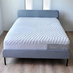 Newer Full Casper Wave Hybrid Snow 13" Mattress and Ikea Slattum Bed Frame 