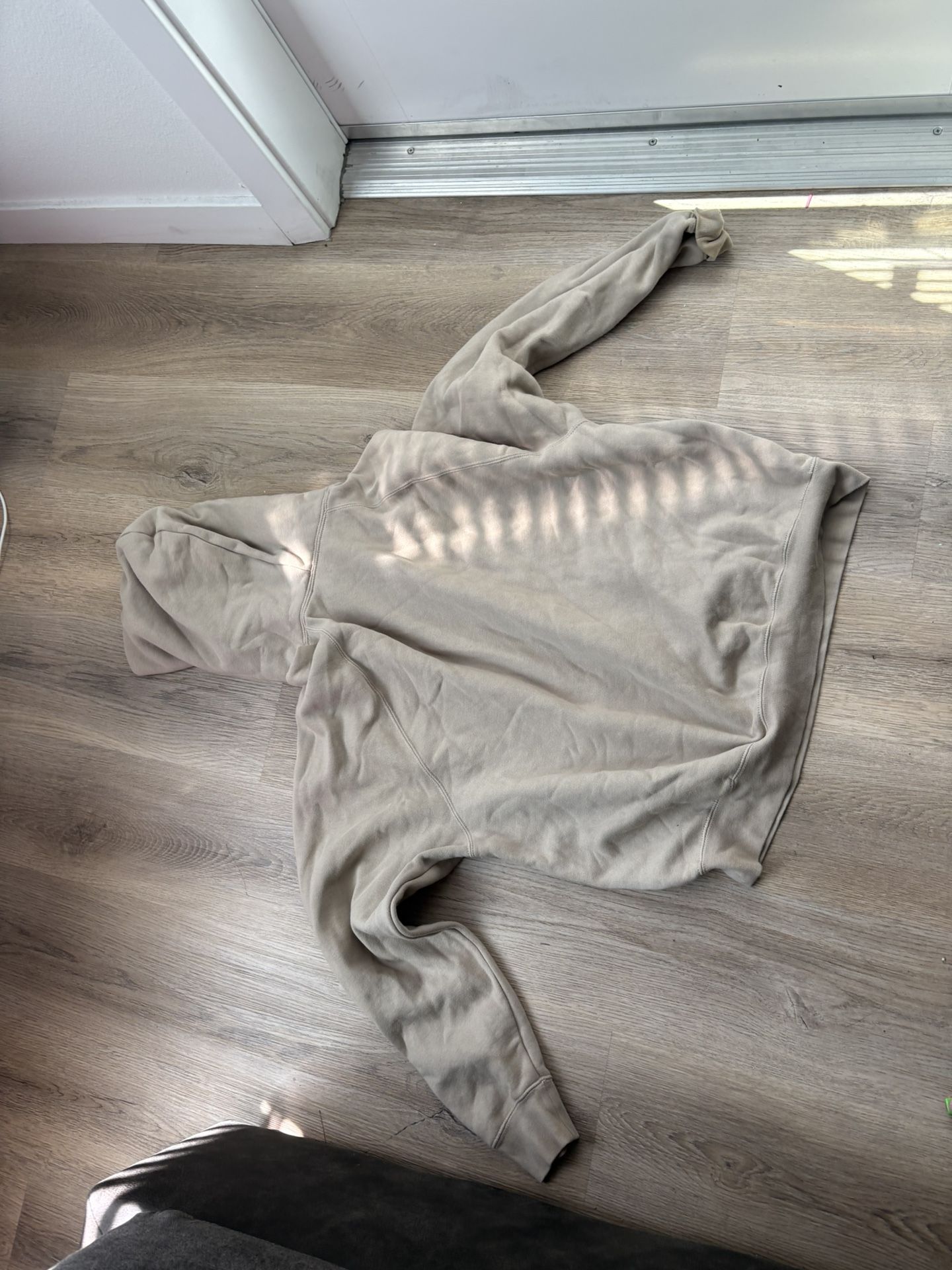 Essential Hoodie Medium
