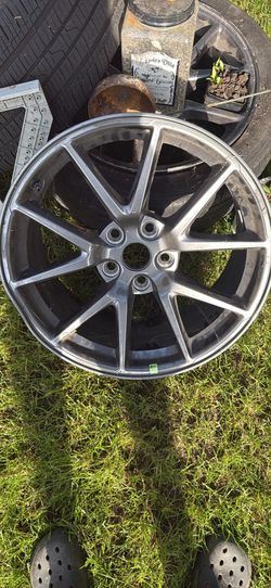 Model 3 RIM 18 for R18 tires