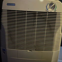 Bonaire Portable Evaporative Cooler