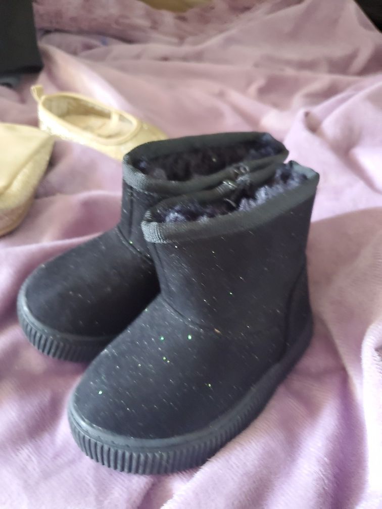Girls black suede boots size 5 new