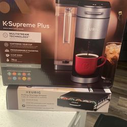 Keurig K•Supreme Plus With Keurig Rolling Drawer