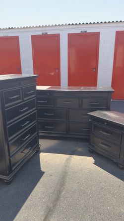 King size bedroom set
