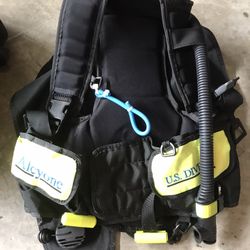 Used Nice Scuba , BCD bundle