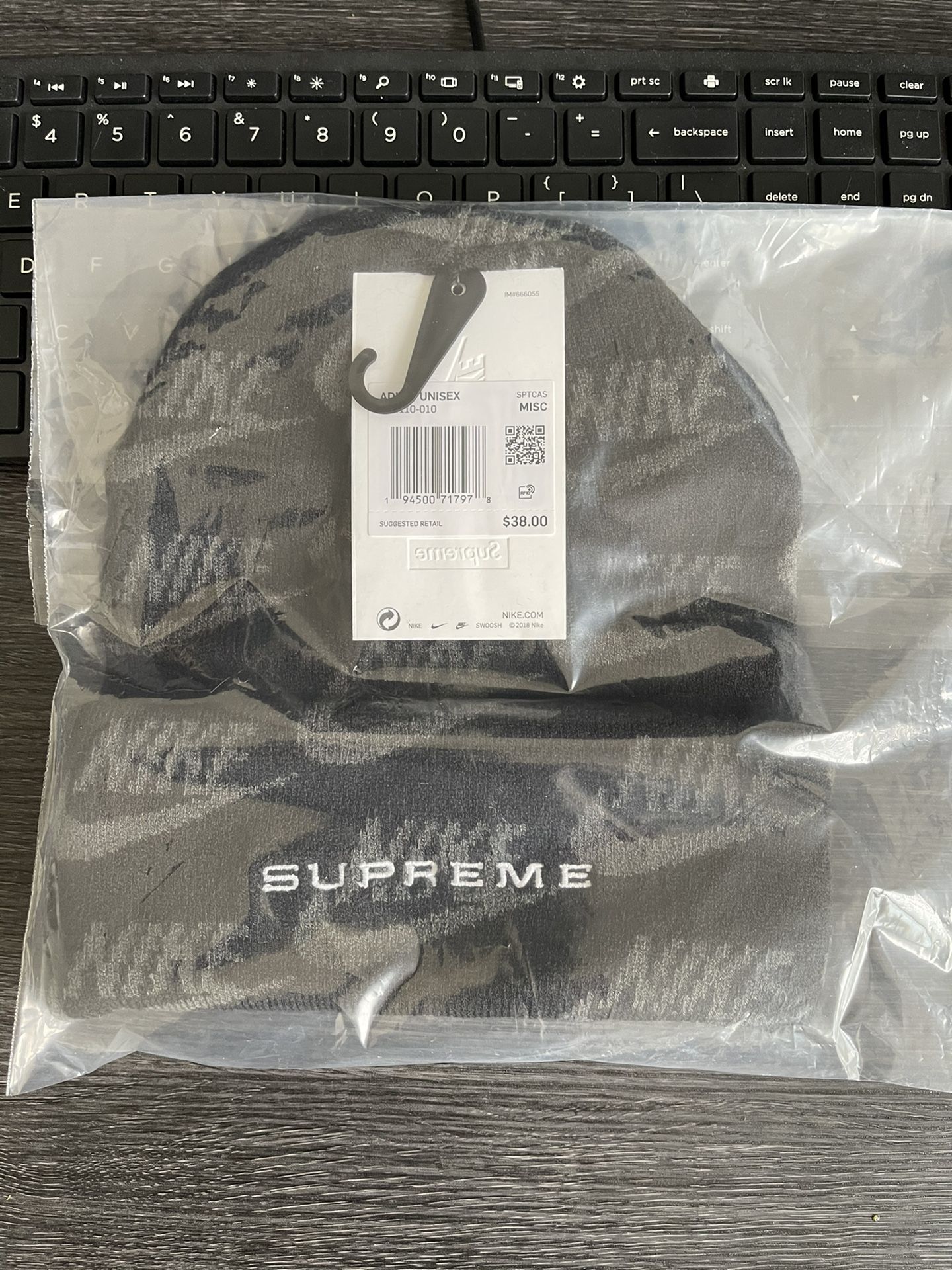 Supreme x Nike Beanie