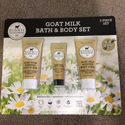 (NEW & sealed)DIONIS GOAT MILK SKINCARE BATH & BODY 3 PIECE SET