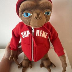SteiffxSupreme ET Plush Doll 
