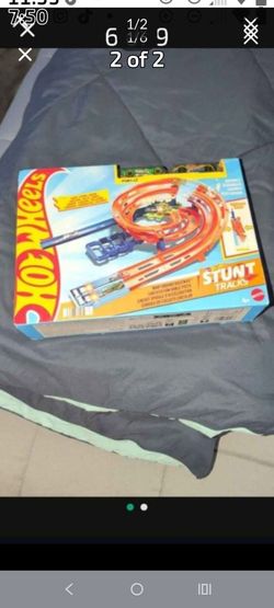 New Hot Wheels Stunt Track