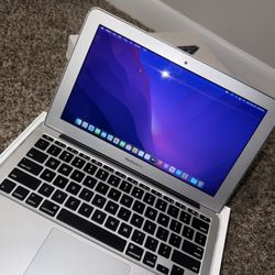 Apple MacBook Air Monterey MacOS 12