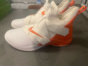Nike LeBron Soldier 12 Basketball Shoes – Size 16.5 – Brand New