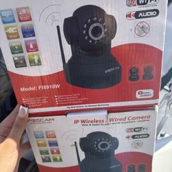Wireless / Wired Camera 