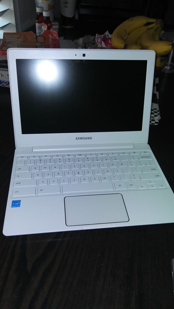 Samsung Chromebook..No Charger..