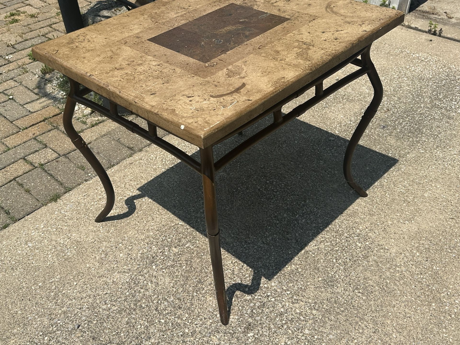 End table