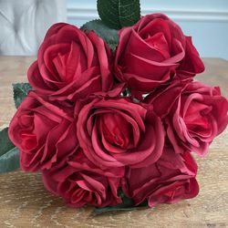 Red-colored Artificial 7 Rose Bouquet 11.5"